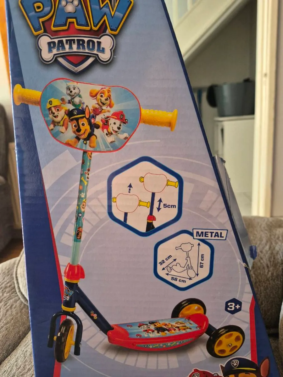 Paw patrol scooter - Image 1