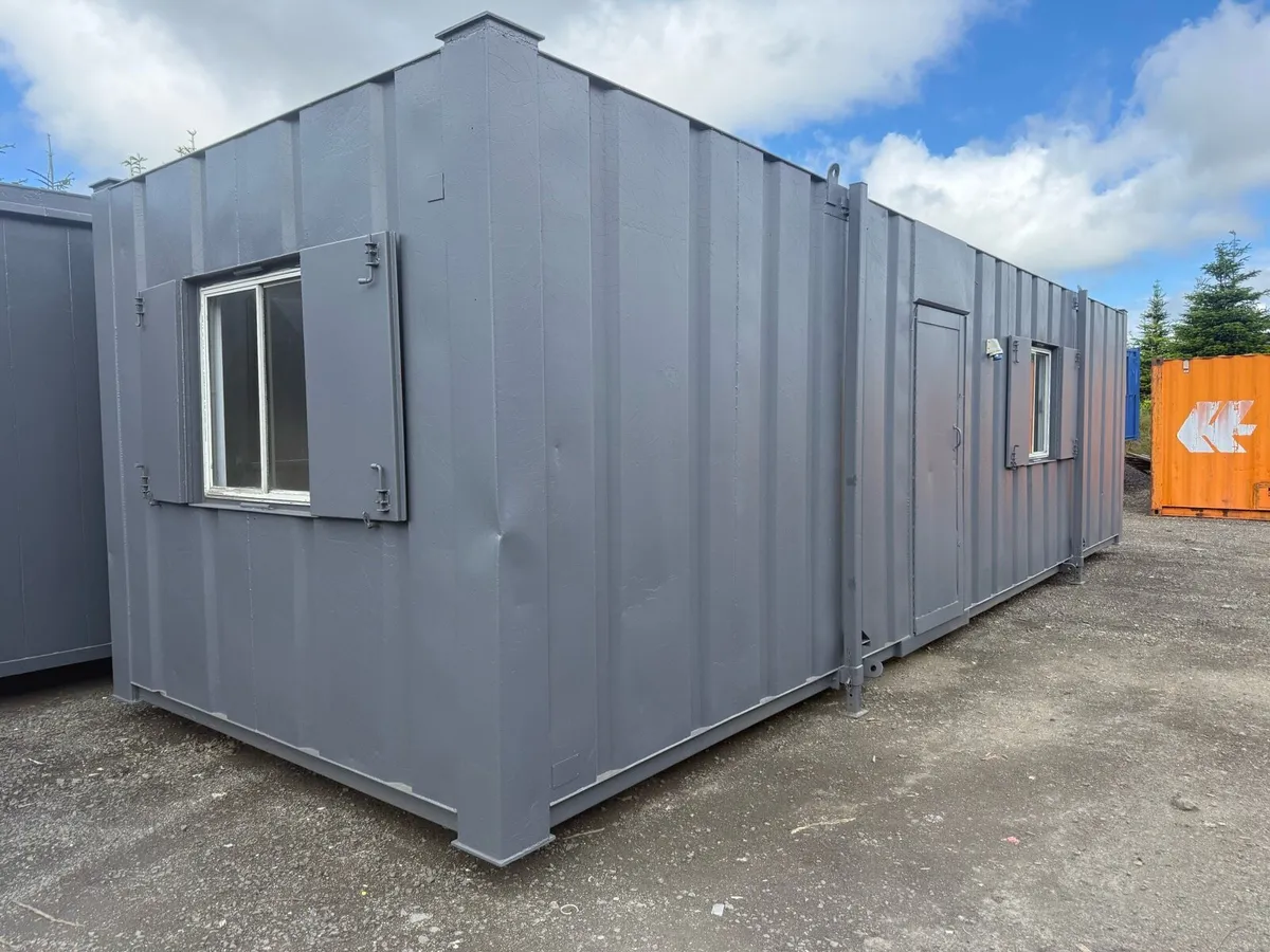 32/10 with cabin toilet drying room canteen office - Image 2