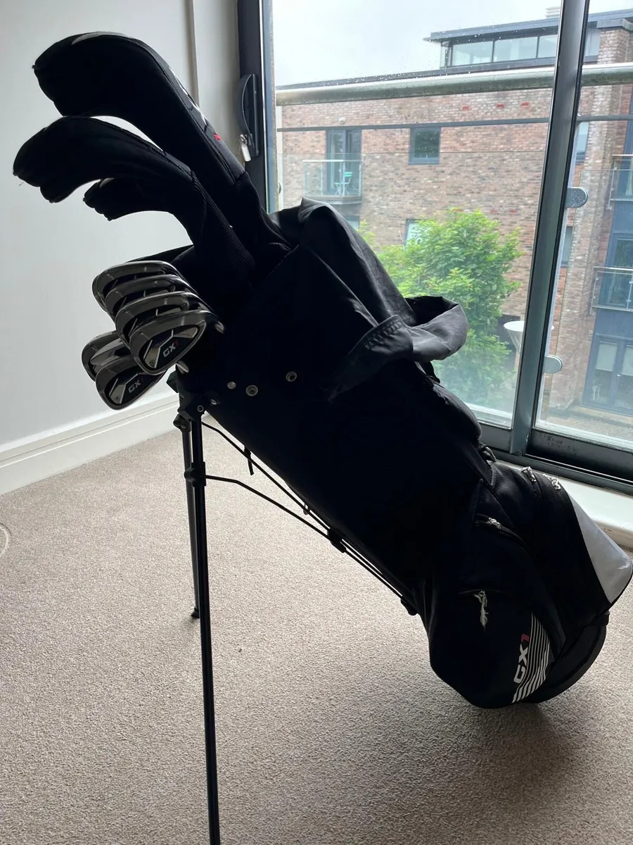Set of Golf Clubs - Image 3
