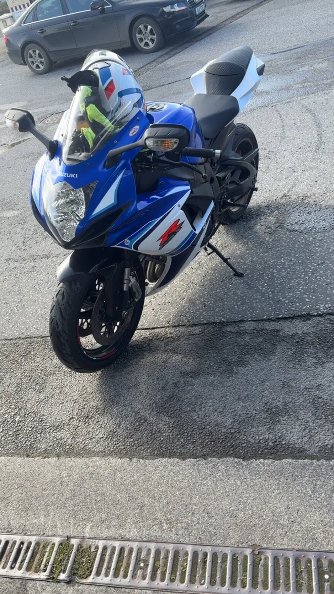 Gsxr 600 30 year anniversary - Image 2