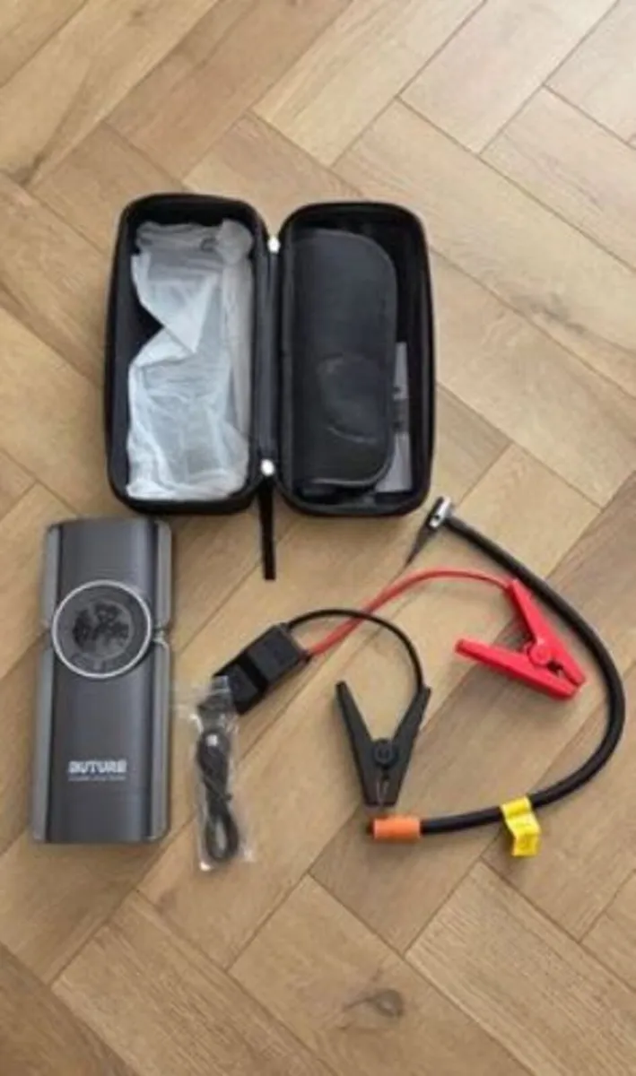 Car Jump Starter. - Image 1