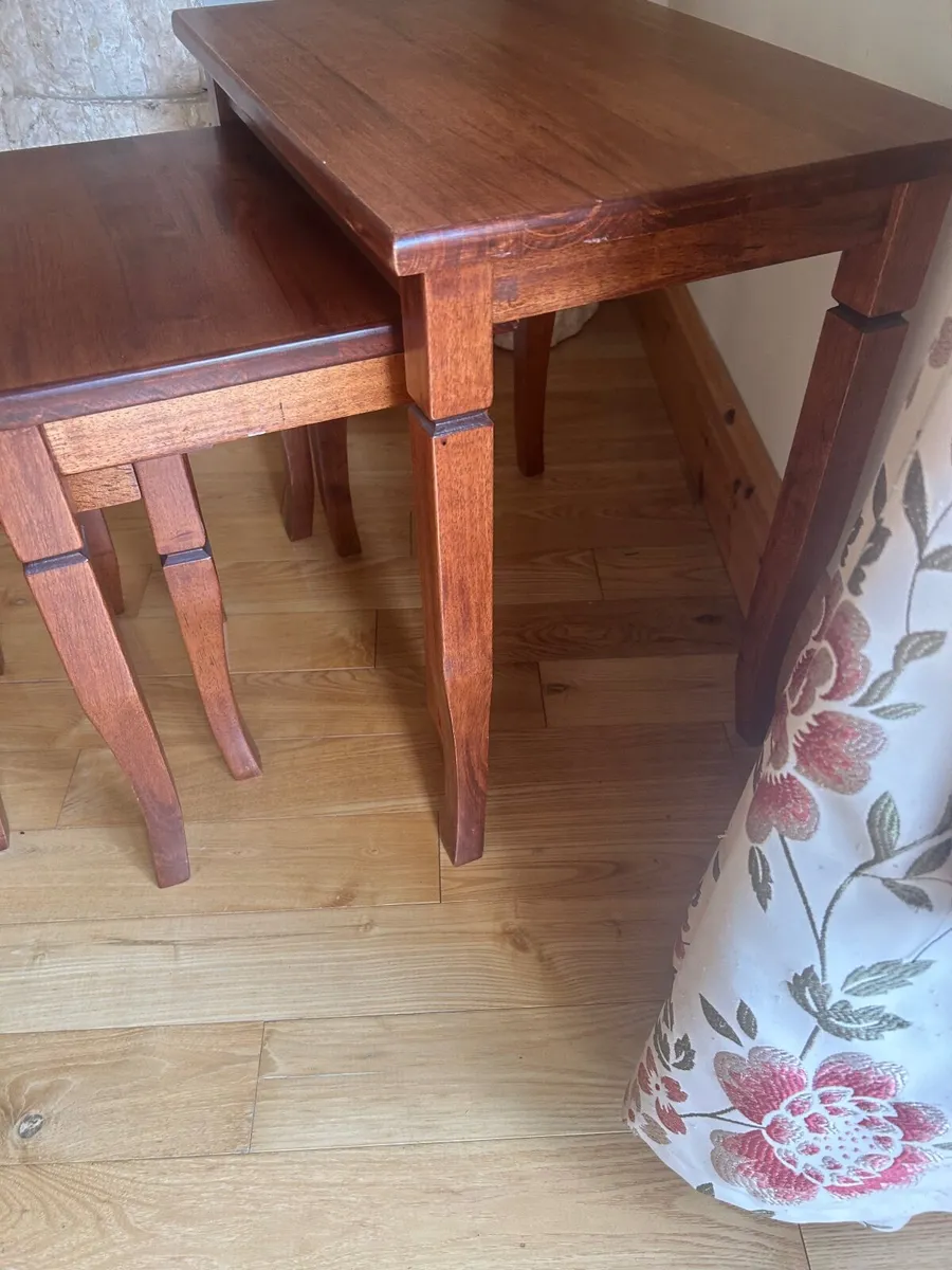 Nest of tables - Image 2