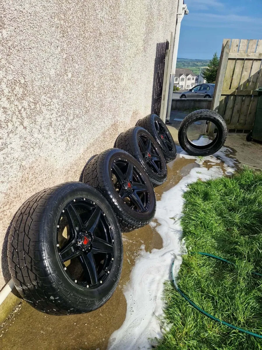Ford ranger 20" wheels and tyres - Image 1