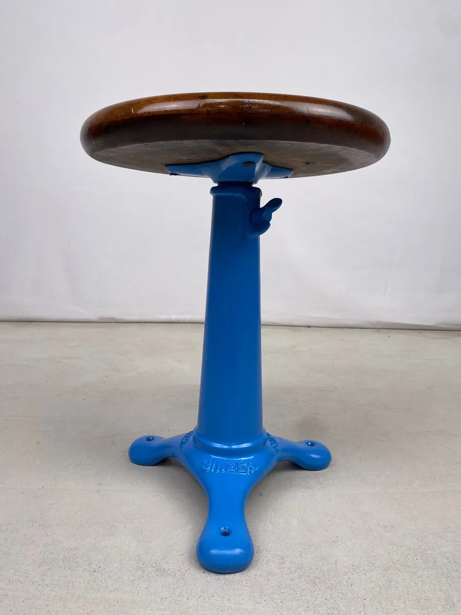 Vintage Singer Stool - Image 3