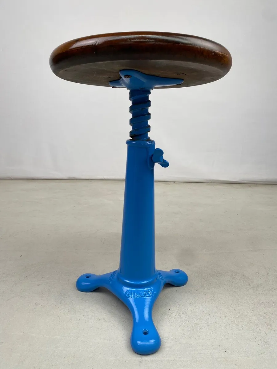 Vintage Singer Stool - Image 4