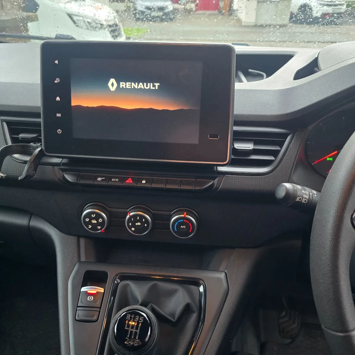 Renault Kangoo 2023 - Image 4