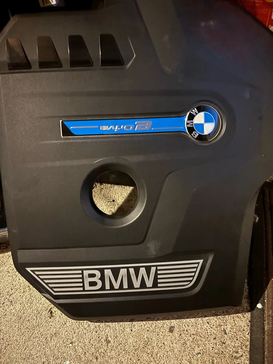 Bmw g30 engine cover