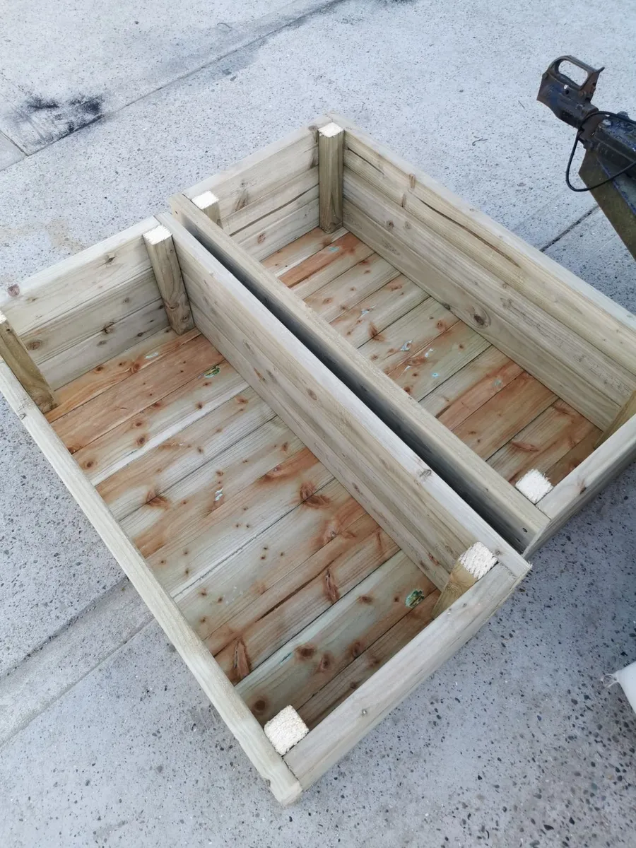 Planter box - Image 3