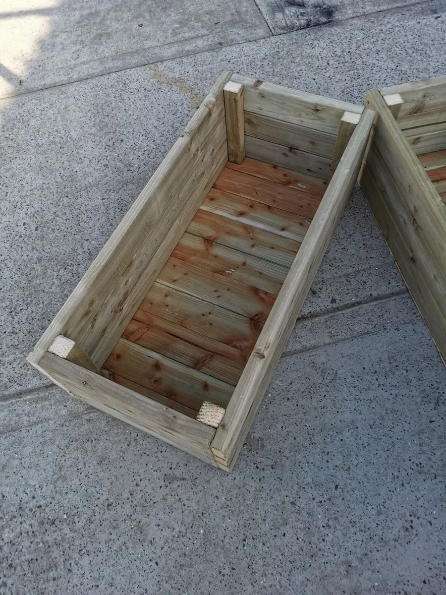 Planter box - Image 1