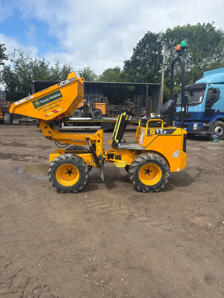 2022 JCB 1 TON - Image 1