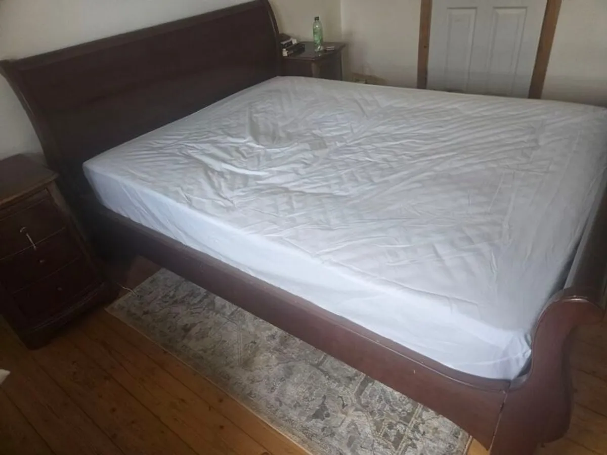 King Size Sleigh Bed - Image 1