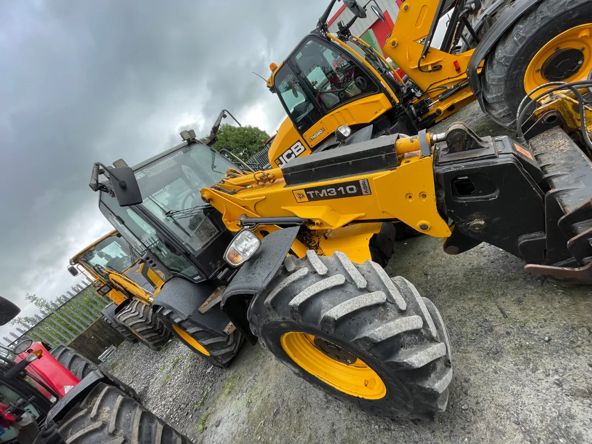 JCB 310 Telehandler - Image 1