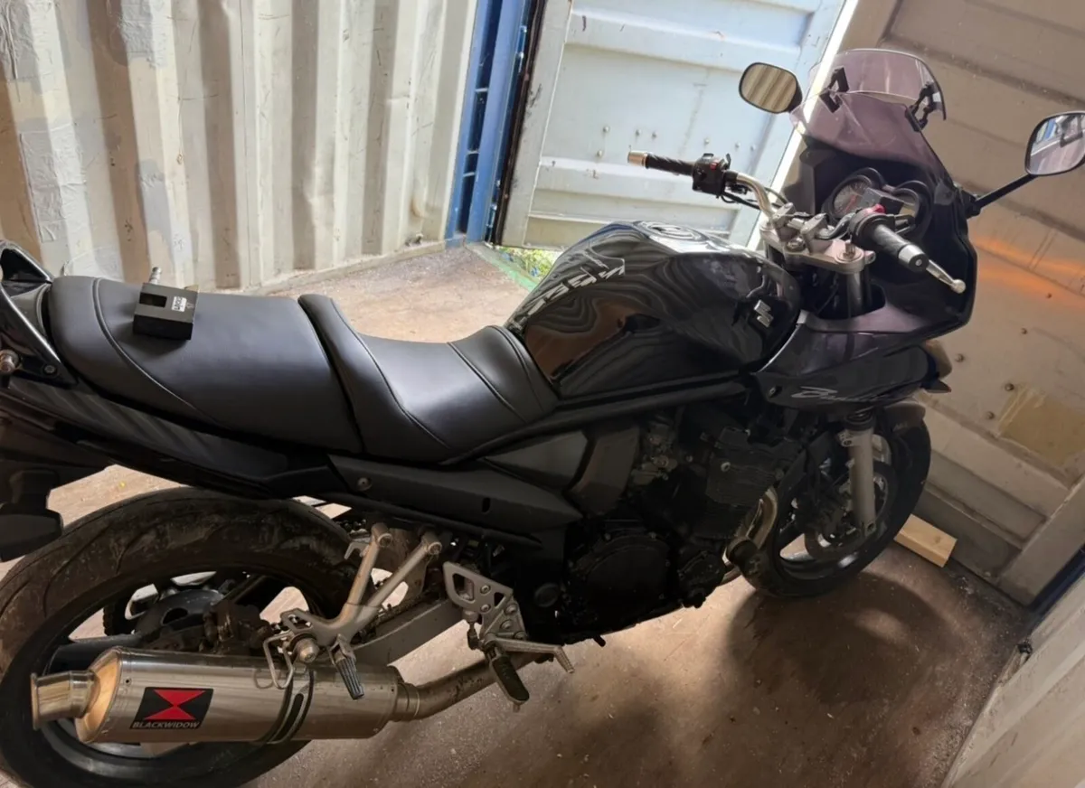 Suzuki Bandit 650 S - Image 4