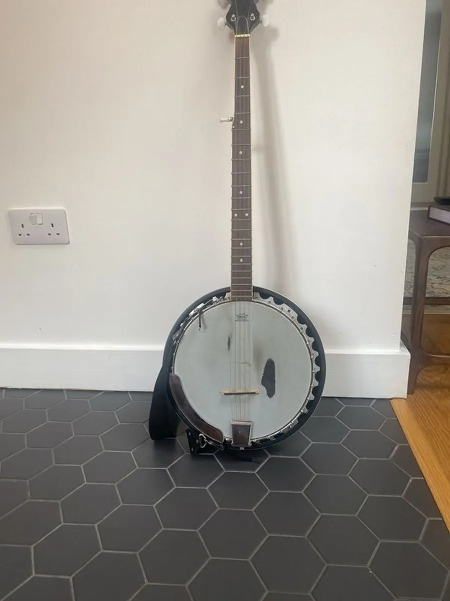 5 String Banjo - Image 1