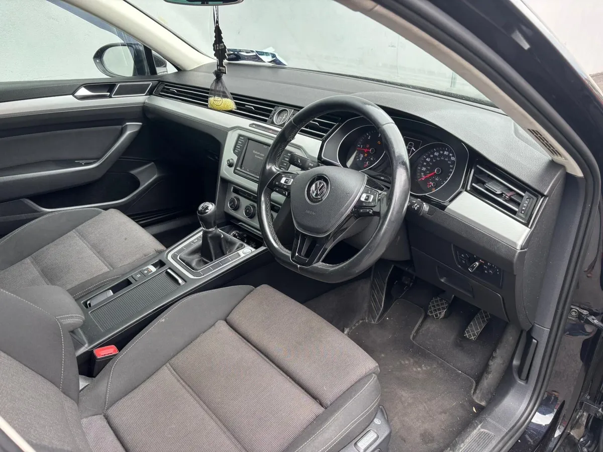 2016 Volkswagen Passat 2.0 diesel - Image 3