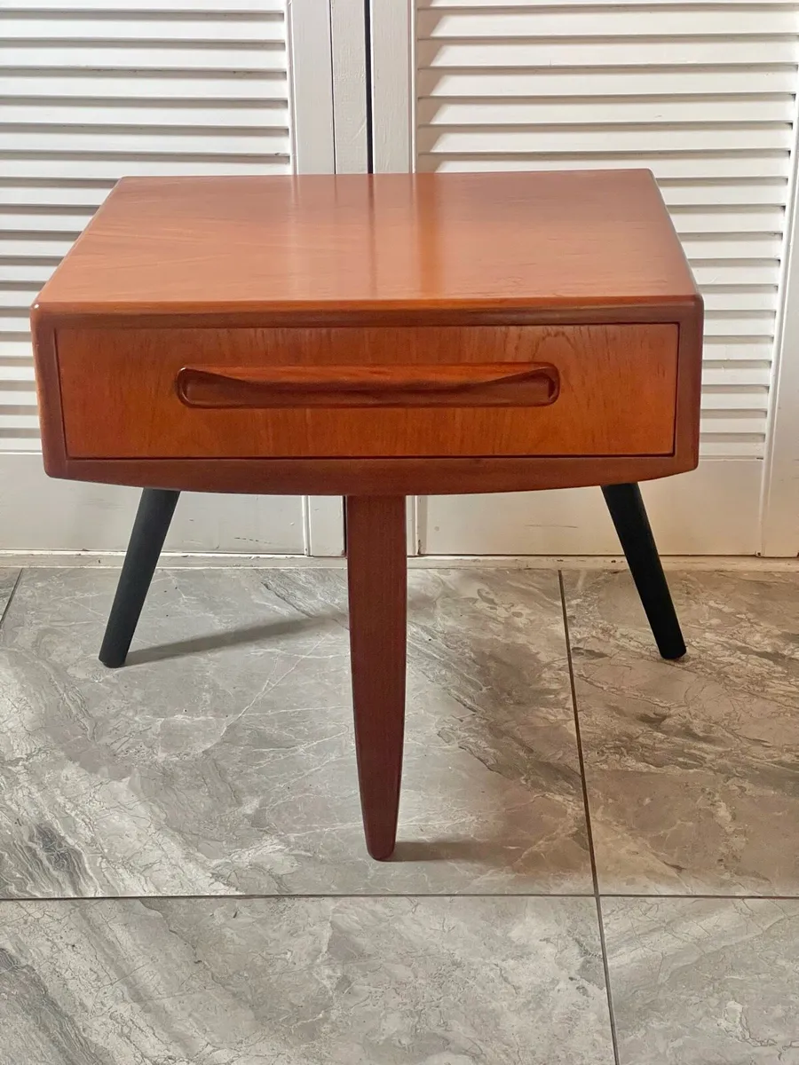 Mid century G plan bedsides - Image 3