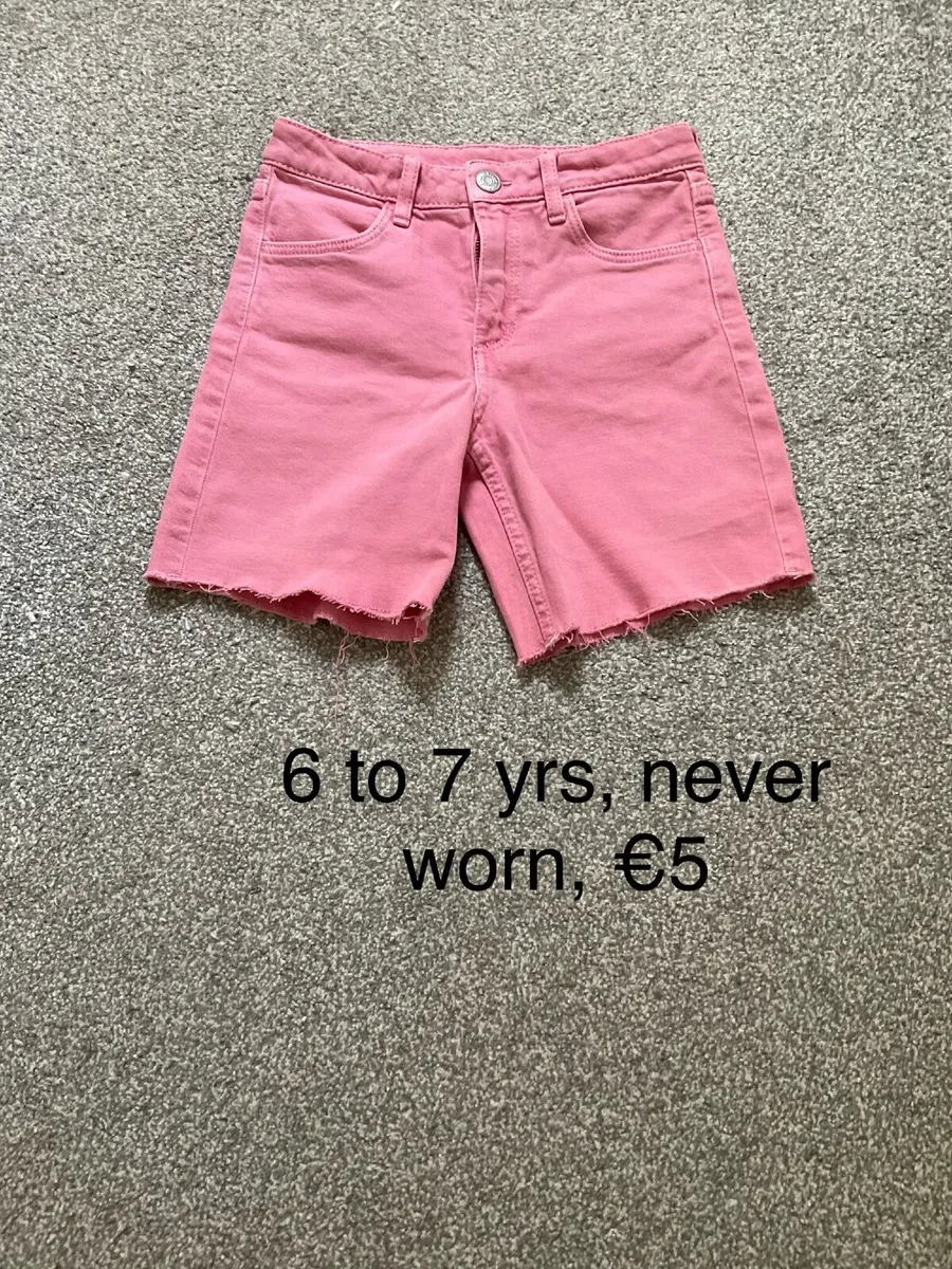 Girls shorts, 6 to 7, never worn