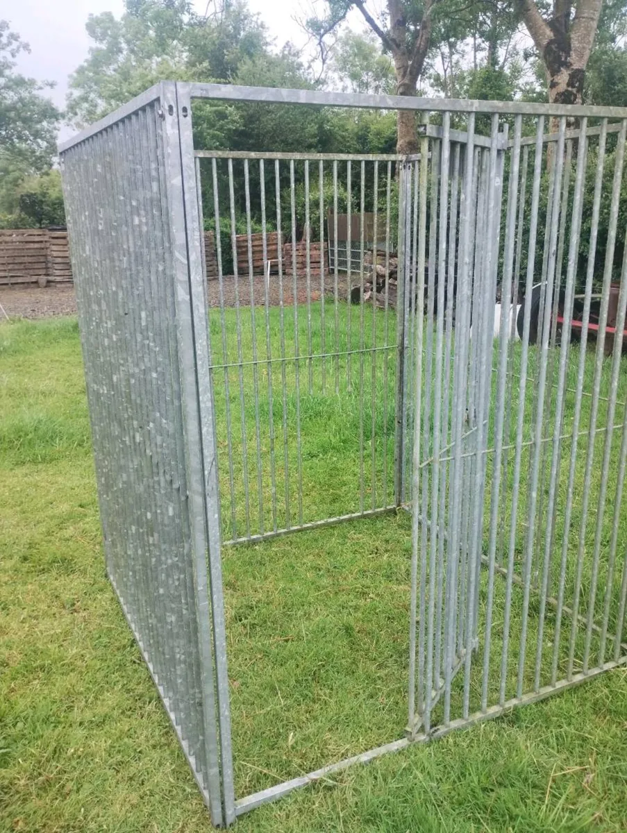 Dog Run and Kennel - Image 2