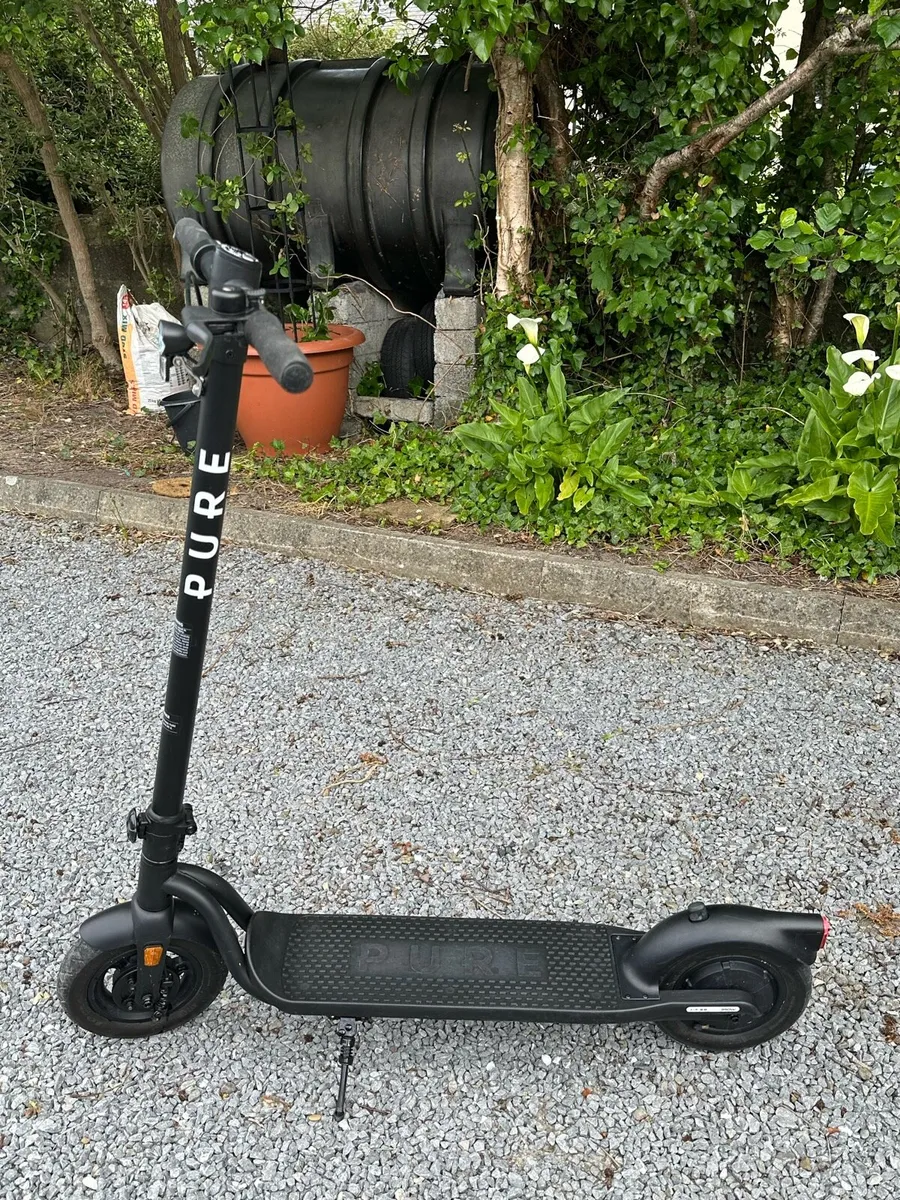 PURE electric 350W scooter - Image 3
