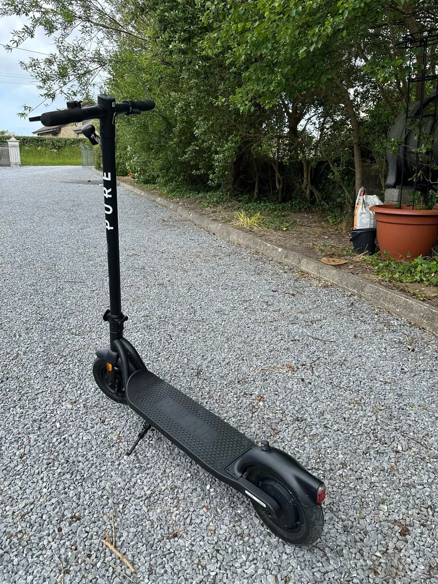 PURE electric 350W scooter - Image 2