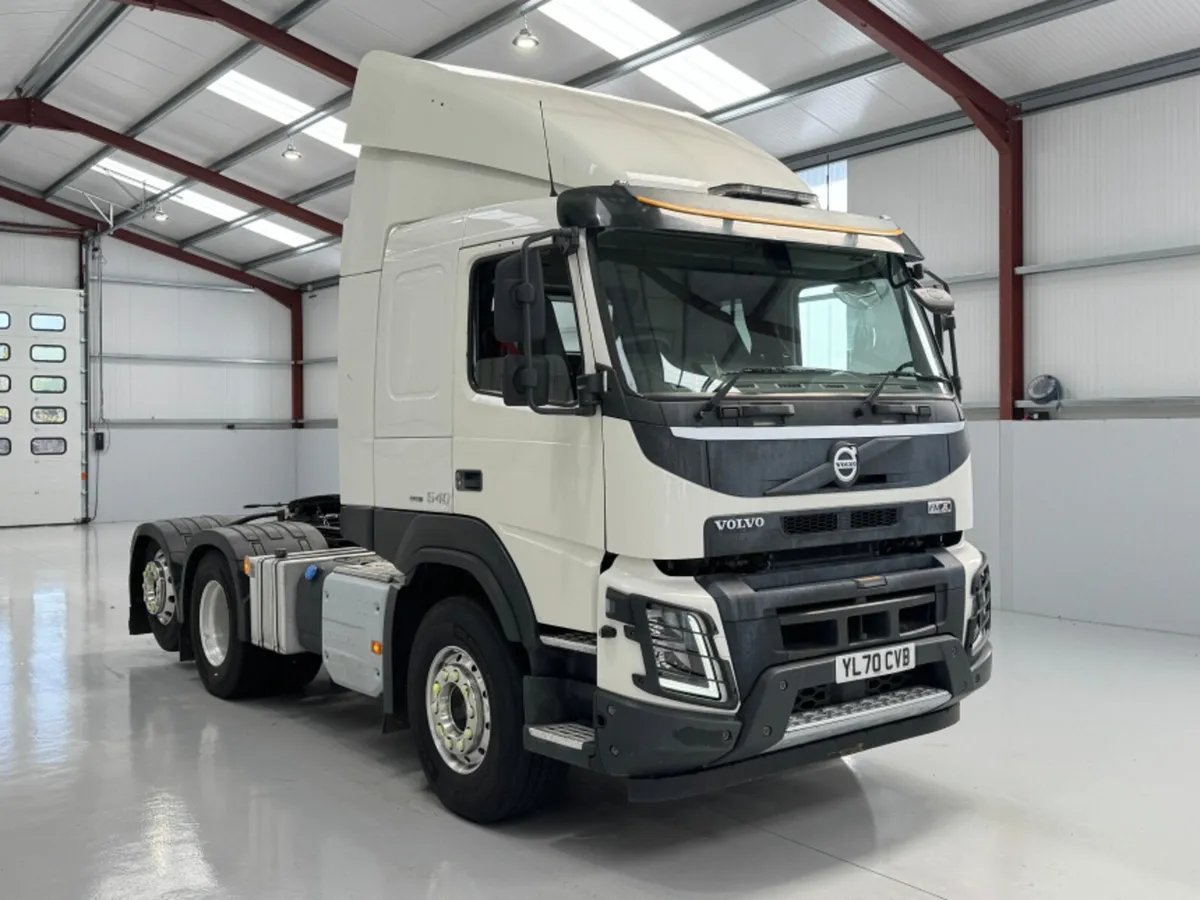 2021 (70) VOLVO FMX 540 6X2 TAG LOW CAB - Image 1