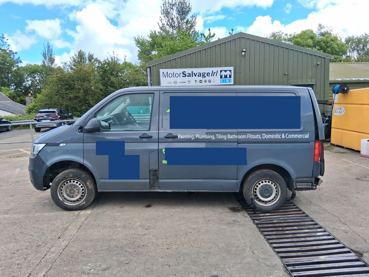 2020 VOLKSWAGEN TRANSPORTER  (for parts only) - Image 1