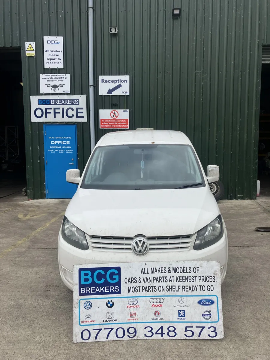 2016 vw caddy parts breaking