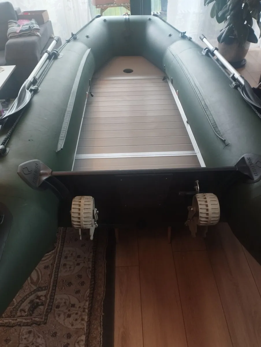 Inflatable boat - Image 1