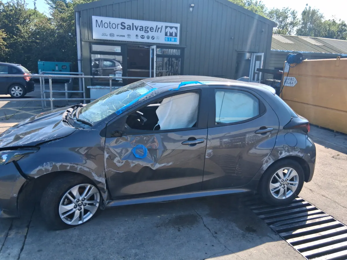 2024 TOYOTA YARIS  1.5 LUNA (for parts only) - Image 4