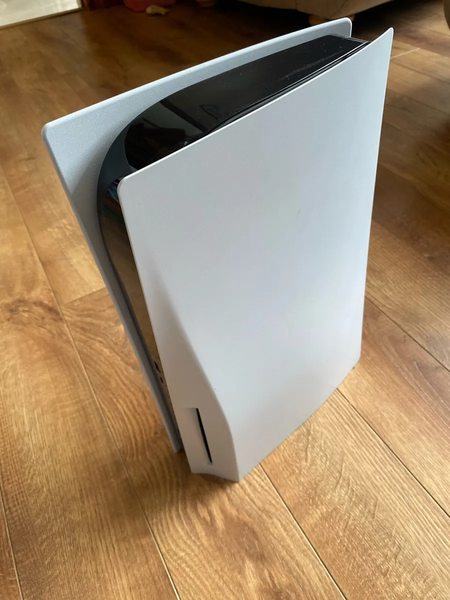 PlayStation 5 with warranty - Image 2
