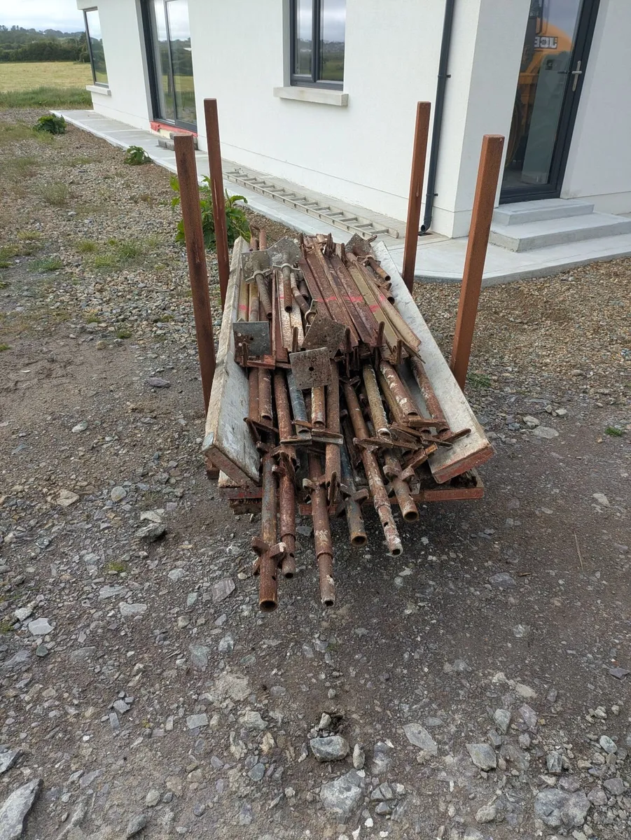 Scaffolding - Image 1