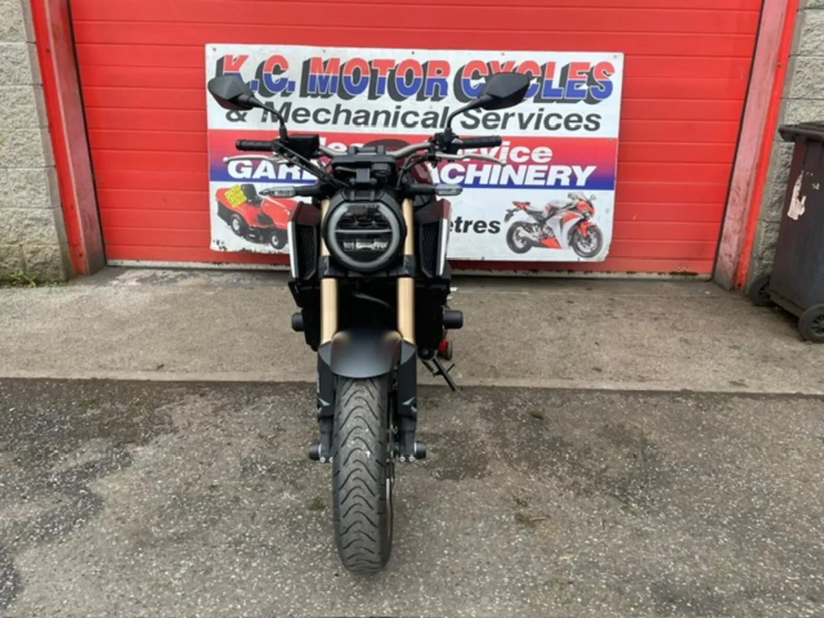 Honda CB650R - Image 3