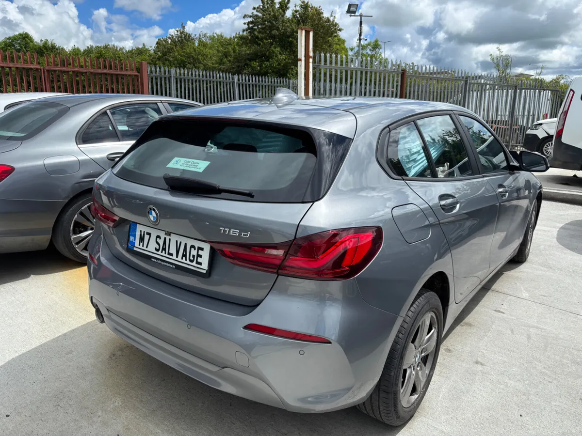 24 BMW 116d Manual Diesel 66km Starts - Image 3