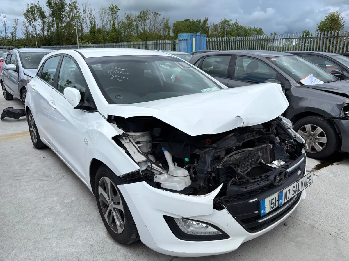 15 i30 1.4 Petrol 110k miles Drives - Image 2