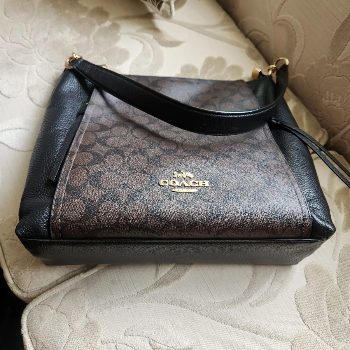 Coach handbag - Image 4