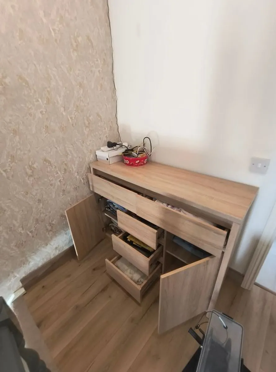 Chest of drawers - Image 4