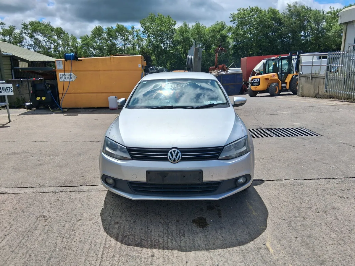 2014 VW JETTA 1.6 dsl (for parts only) - Image 2