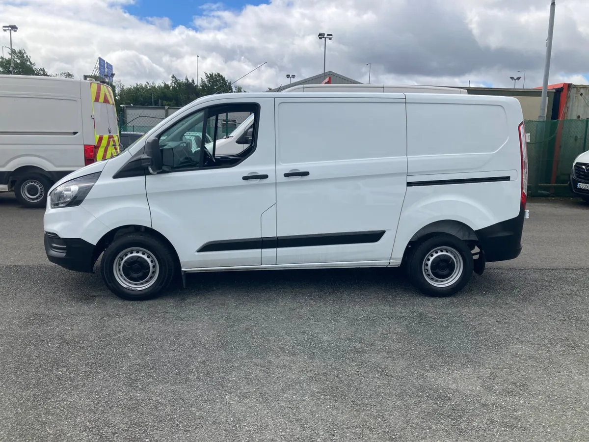 Ford Transit Custom 2022 - Image 4