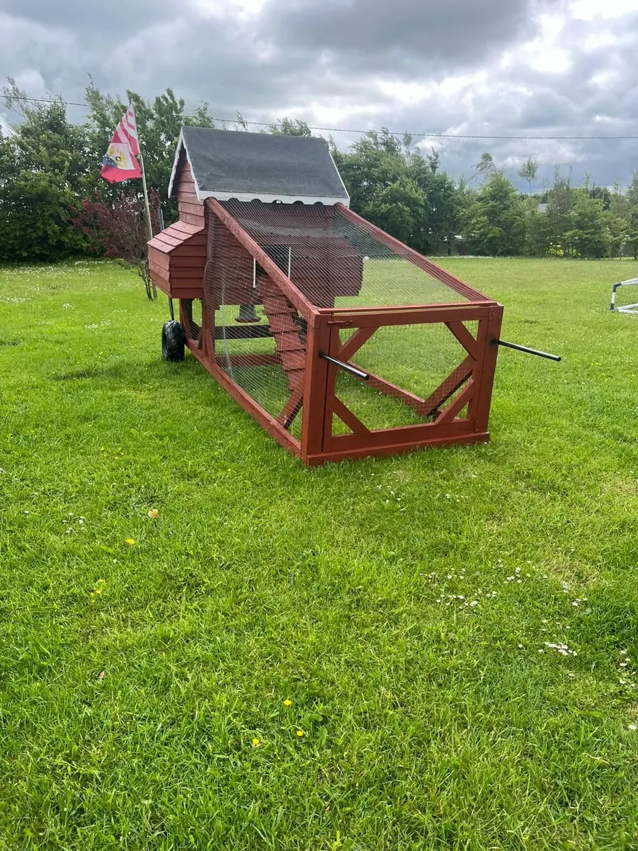 Chicken Coop - Image 4