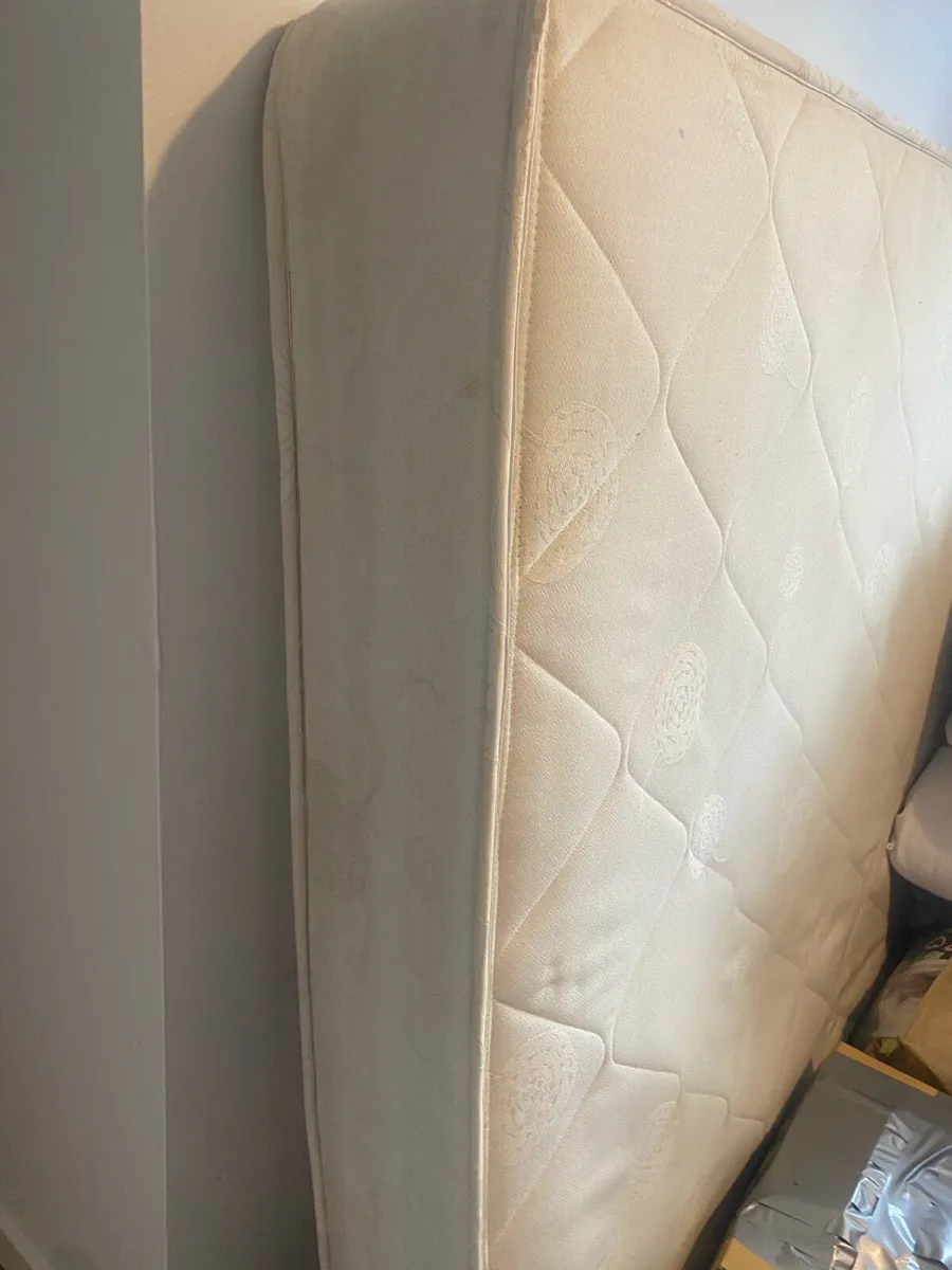 King mattress - Image 2