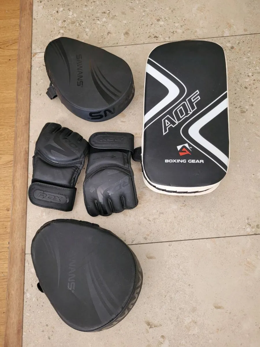 Rdx training gloves pair of mitts large Adf - Image 1