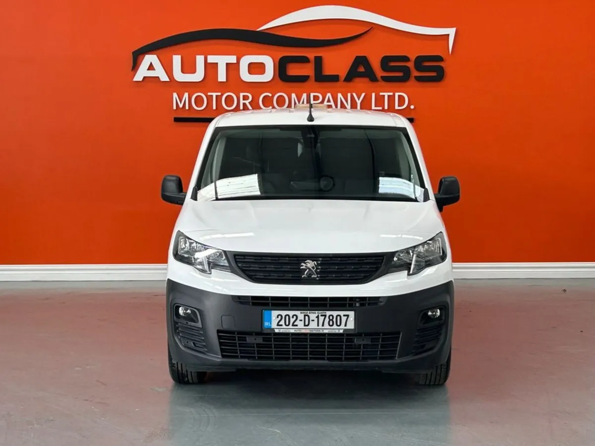 Peugeot Partner Professional Plus 1.5 Blue HDI #33 - Image 4