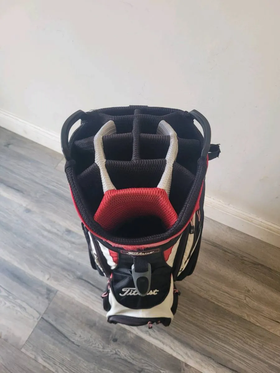Titleist golf bag - Image 4