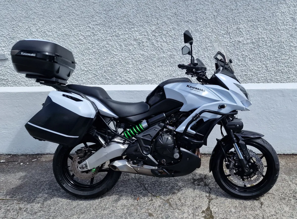 Versys 650 GT @ Doyles Athlone - Image 1