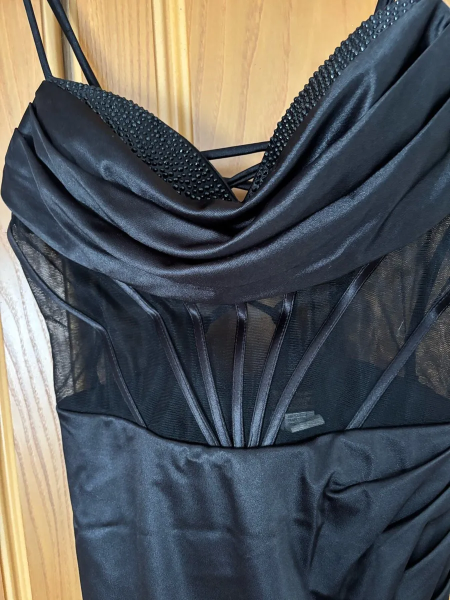 Debs Dress - Image 4