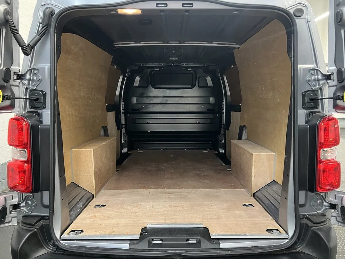 2022 Vauxhall Vivaro Panel Van - Image 2
