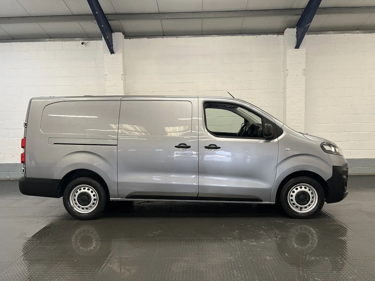 2022 Vauxhall Vivaro Panel Van - Image 1