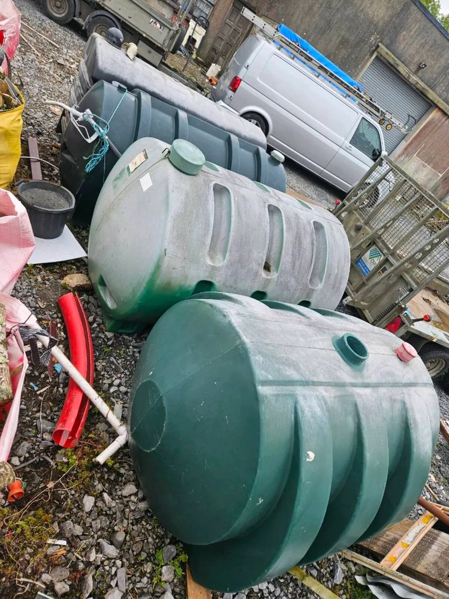 Oil tanks