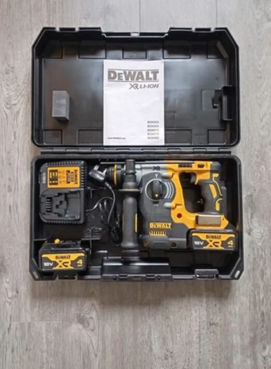 DeWalt dch273 SDS Masonry Drill Set(New) - Image 1