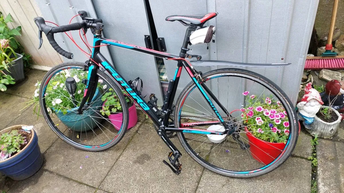 Future Neon Road Bike Medium Frame - Image 3